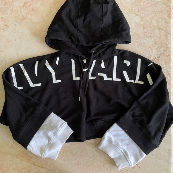Ivy Park Black & white oversized cropped hoodie - Picture 1 of 8